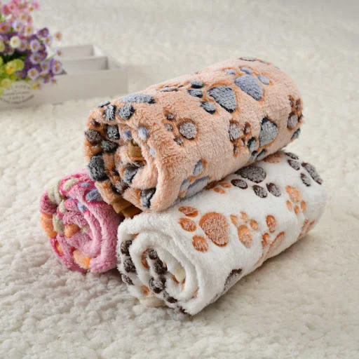 4 Sizes Pet Sleeping Blanket Soft Fluffy Dog Blanket Warm Breathable Cat Cover Blanket Comfortable Sleeping Sheet Mat Pe