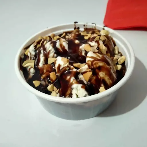 Brownie Sundae