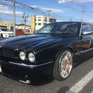 XJR