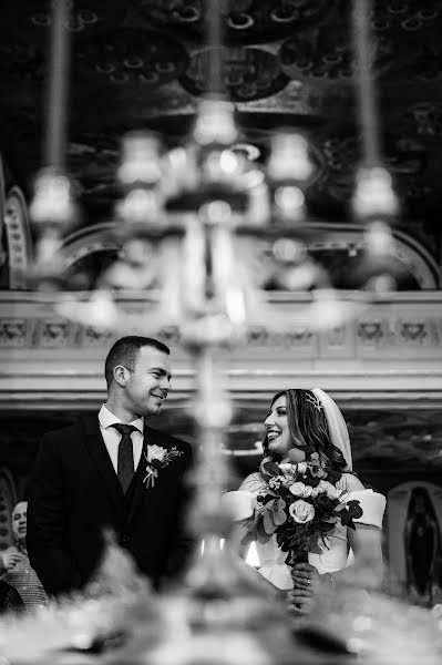 Esküvői fotós Andrei Popa (andreipopa). Készítés ideje: 2023 január 11.