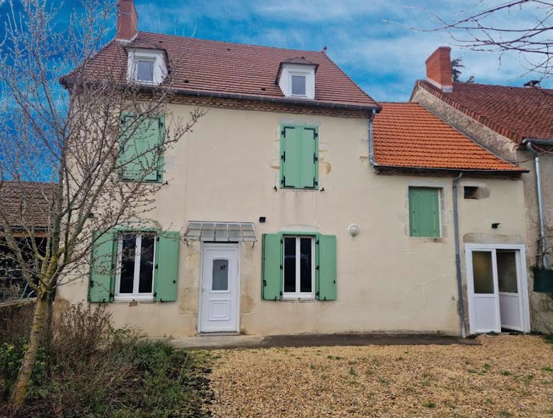 Vente maison 6 pièces 133 m² à Ebreuil (03450), 179 500 €