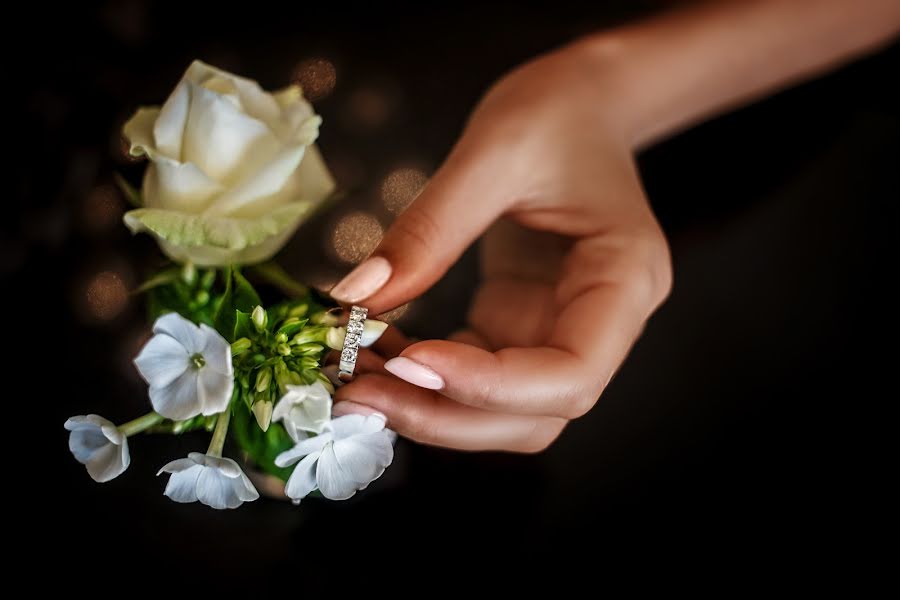 Fotografo di matrimoni Dmytro Sobokar (sobokar). Foto del 2 aprile 2017