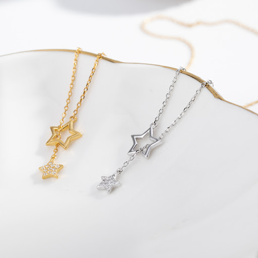 Title 5, Ladies silver pentagram star necklace