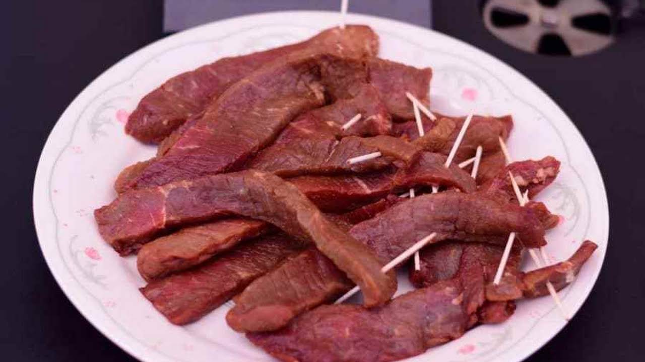 Tender Smoked Flank Steak - Jerkyholic