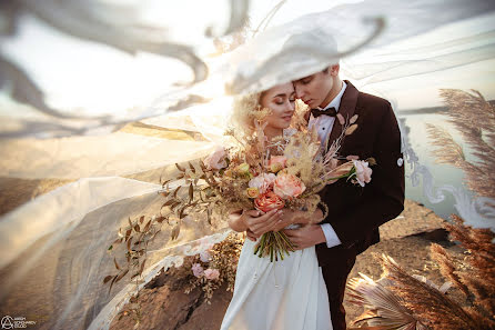 Fotógrafo de casamento Artem Goncharov (odinmig). Foto de 22 de março 2020