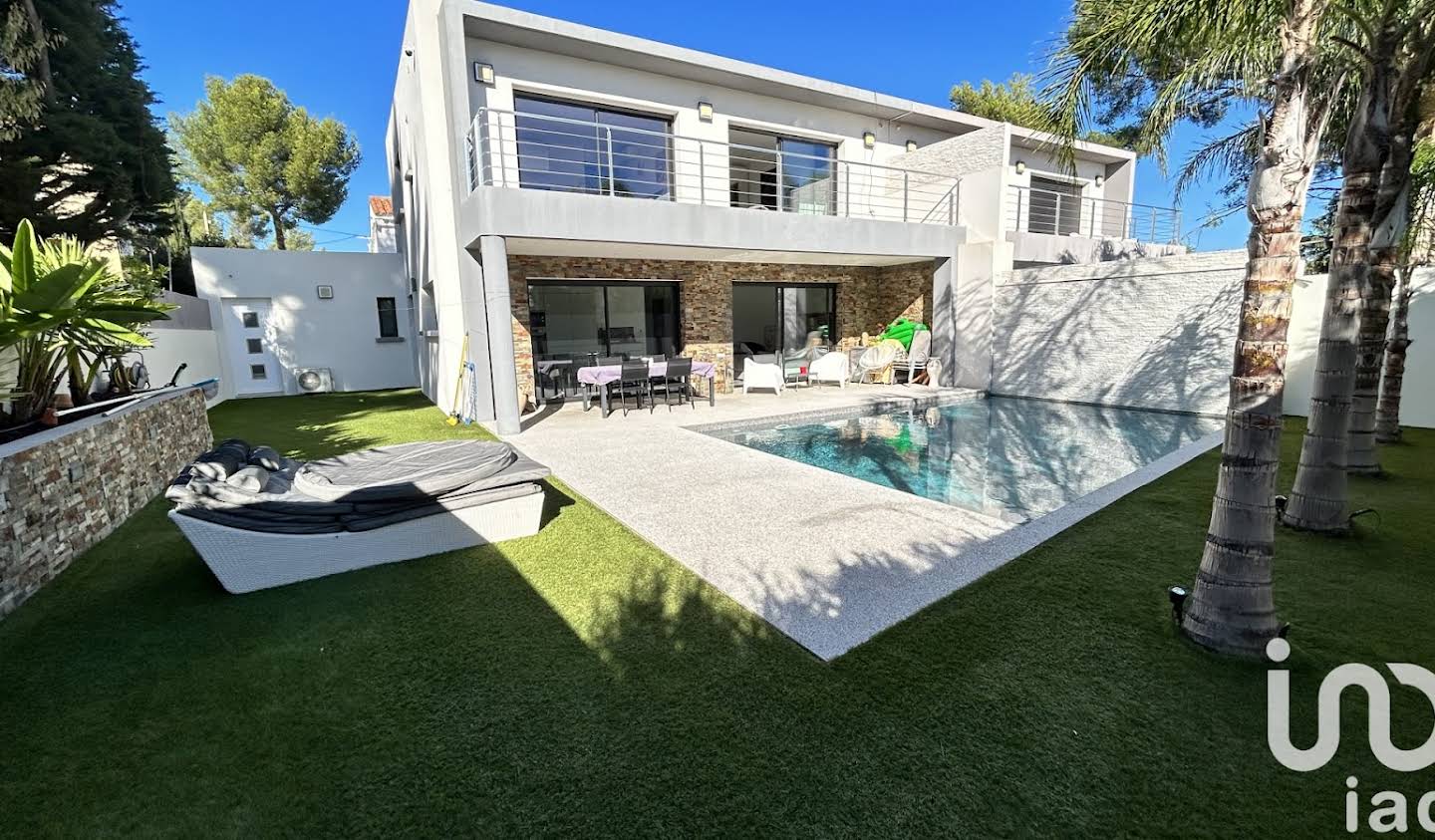 House with pool Sanary-sur-Mer