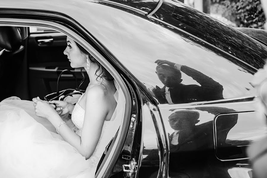 Fotógrafo de casamento Kseniya Vasilkova (vasilkova). Foto de 19 de setembro 2017