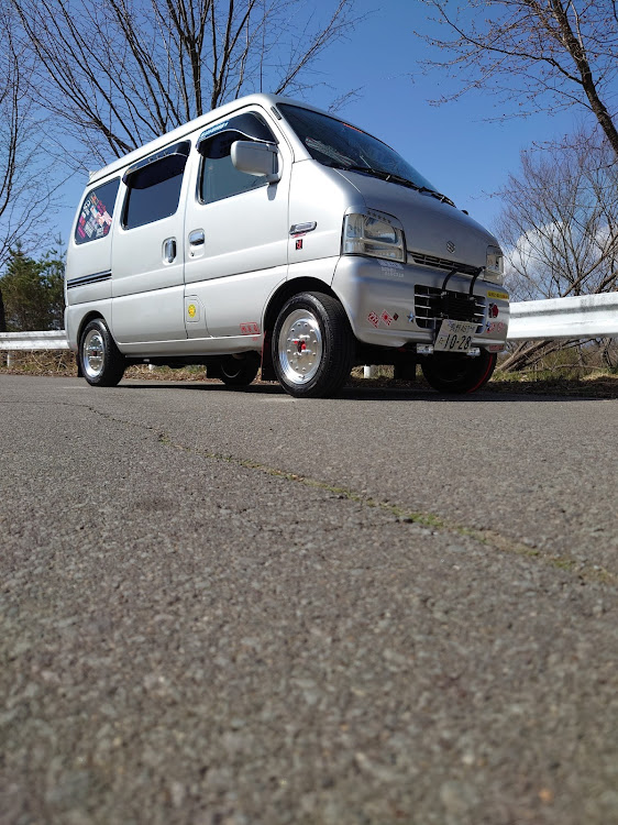 エブリイバンの恒例の洗車(≧◡≦)・久々のカメ活📸・おもちゃ復活👍✨に関するカスタム事例の投稿画像1枚目