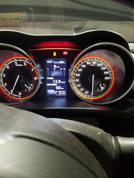 スイフトスポーツのzc33s ヨシ 2896さんが投稿したカスタム事例の投稿画像5枚目