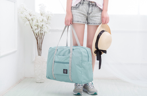 Title 8, Travel Lightweight Folding Portable Luggage Sto...