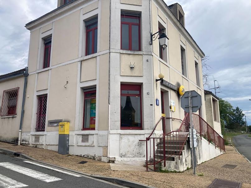 Vente maison 4 pièces 315 m² à Saint-Pierre-de-Chignac (24330), 167 567 €