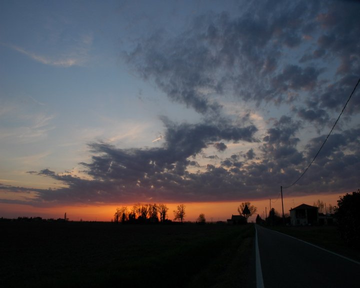 tramonto nella campagna bolognese di alekira78