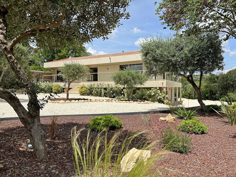 Vente villa 5 pièces 270 m² à Nimes (30000), 1 750 000 €