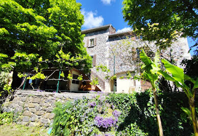 Maison avec piscine et terrasse 13