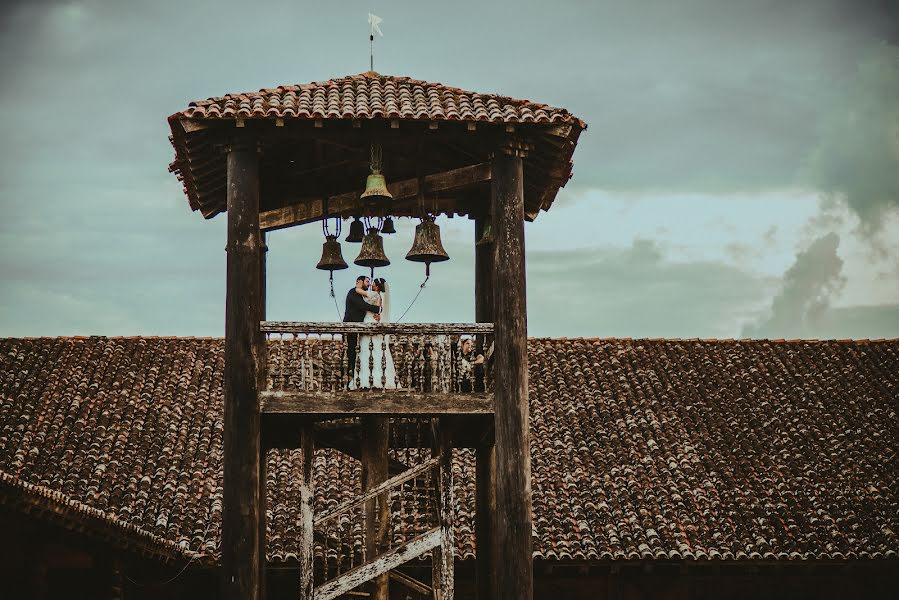 Fotograful de nuntă Fernando Duran (focusmilebodas). Fotografia din 14 februarie 2019