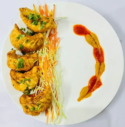 Chicken Fried Momos [8 Pieces]