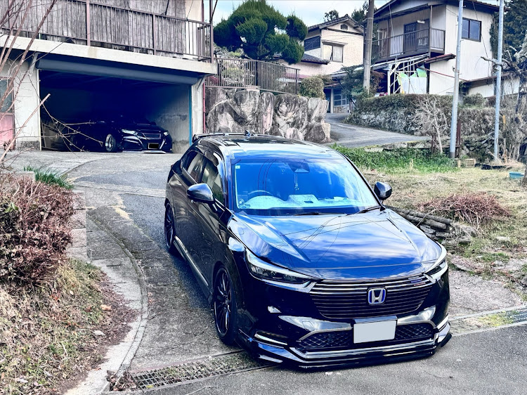 ヴェゼルの無限MUGEN・airforce・2ショット・大分に関するカスタム事例の投稿画像1枚目