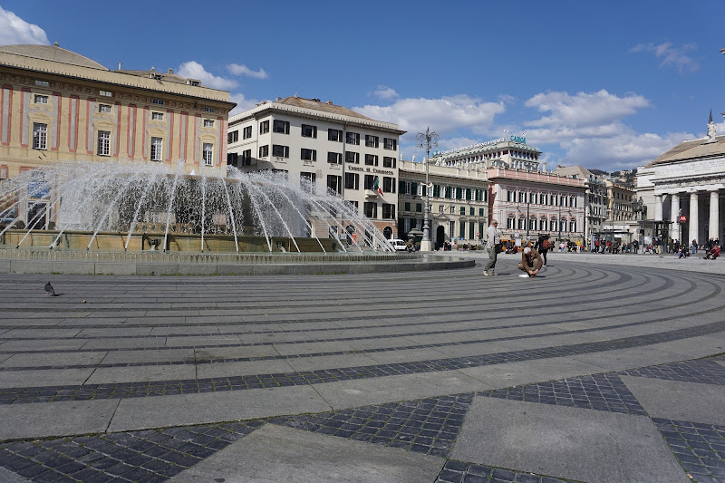 A Zena, semplicemente Piazza Deffe di Magendie