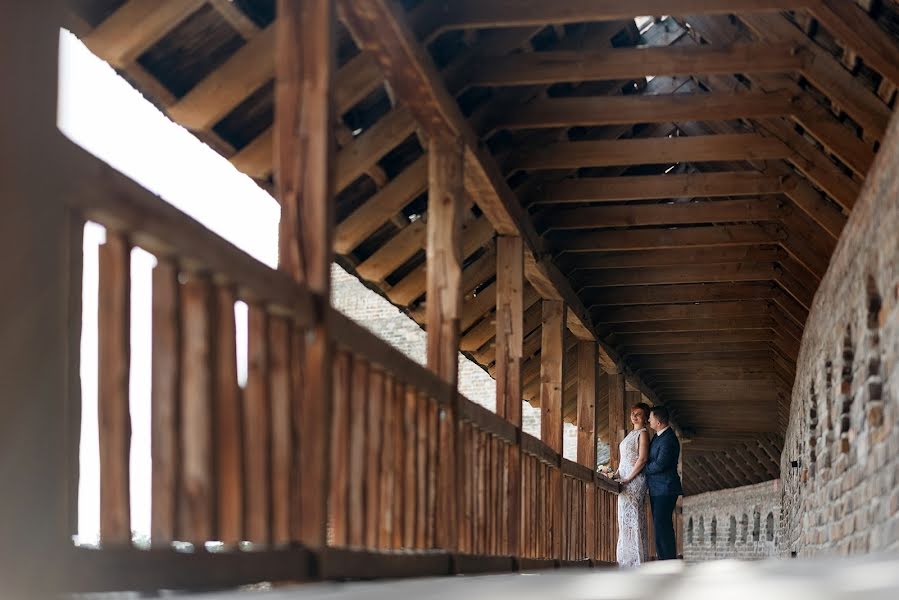 Fotógrafo de casamento Aleksandr Shishkin (just-painter). Foto de 27 de novembro 2018