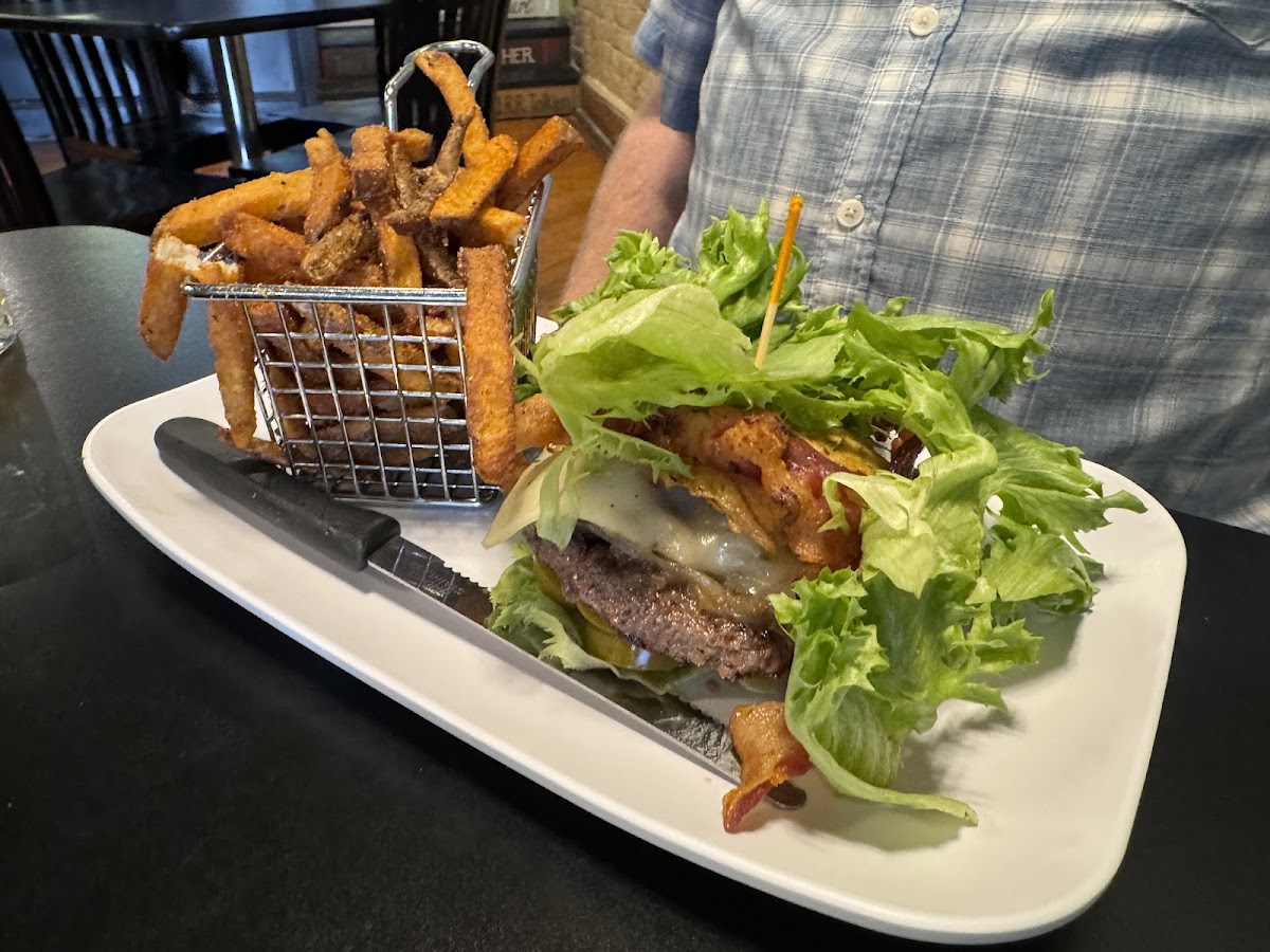 Gluten-Free at Me's burgers & brews