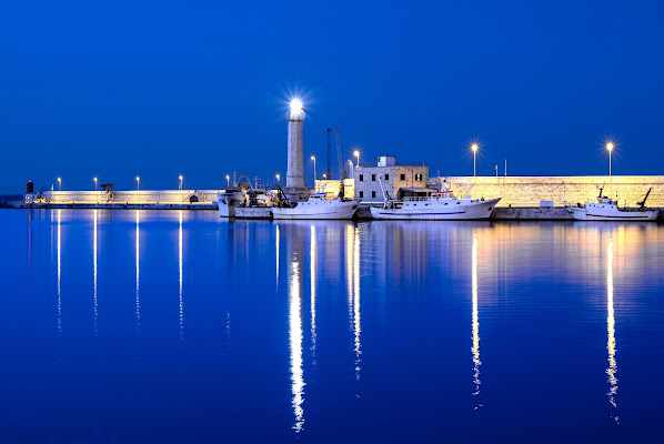 Blue hour in Molfetta di Diana Cimino Cocco