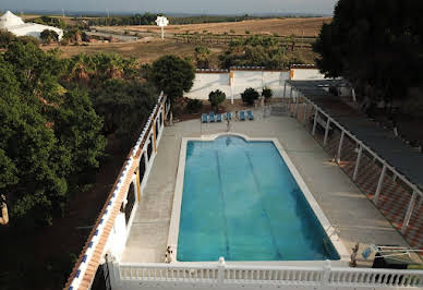 Villa with pool and terrace 3