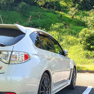 インプレッサ WRX STI GRB