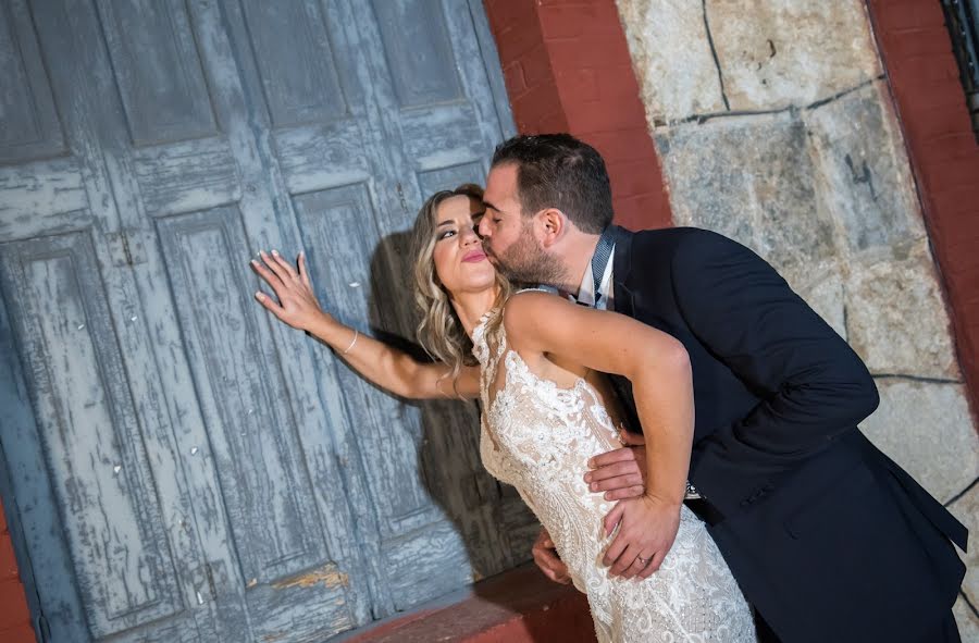 Fotógrafo de casamento Giorgos Davaroukas (davaroukas). Foto de 19 de junho 2019