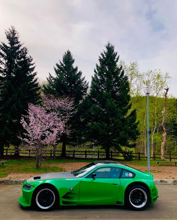 Z4 M クーペのゴールデンウィークの過ごし方・BMW・こどもの日・5月もよろしくお願いしますに関するカスタム事例の投稿画像1枚目