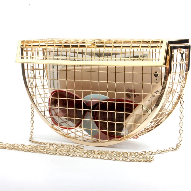 Bolsa de ombro para jantar Super Fire Metal semicírculo vazada. Design moderno e sofisticado. Leve seus pertences com elegância e destaque-se em eventos.