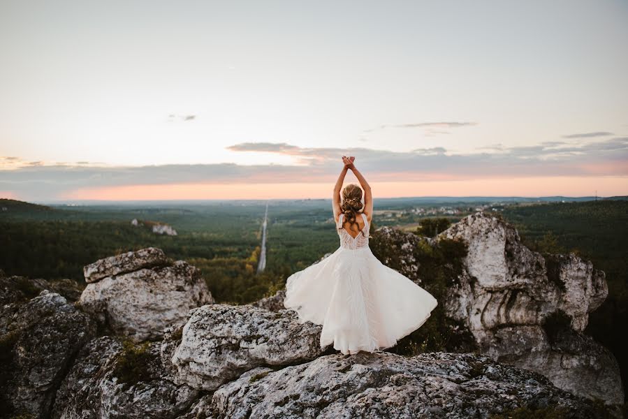 Wedding photographer Bartosz Maslon (bartosz-maslon). Photo of 9 July 2021