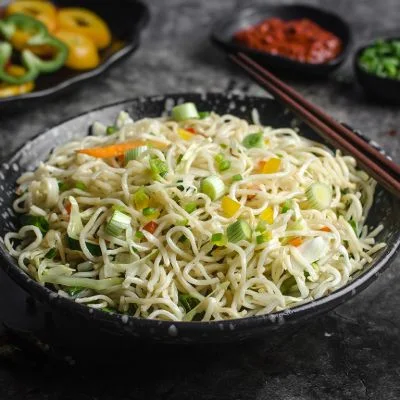 Jain Veg Hakka Noodles