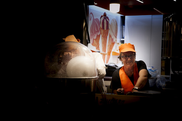 street food  " i venditori di zucchero filato" di gabrielecollini