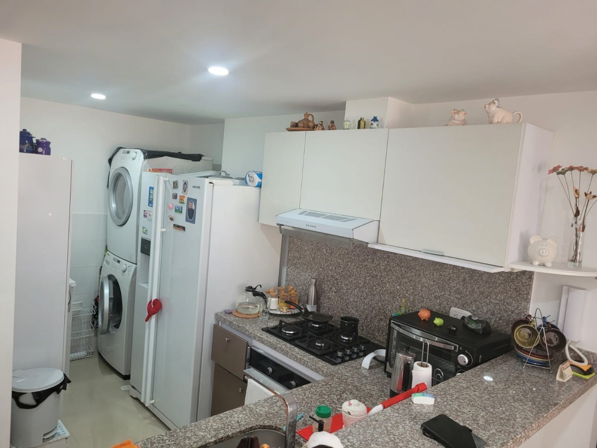 Apartamento En Venta - El Contador, Bogota