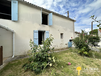 maison à Mortagne-sur-Gironde (17)