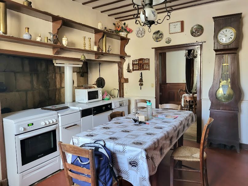 Vente maison 10 pièces 210 m² à Champagnac-la-Prune (19320), 210 000 €