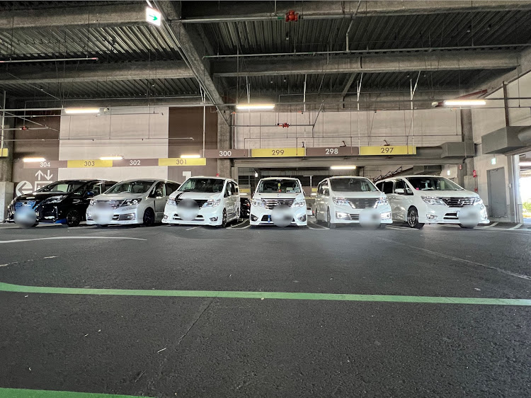 セレナのC26 SERENA OWNERS CLUB・IMPULに関するカスタム事例の投稿画像1枚目