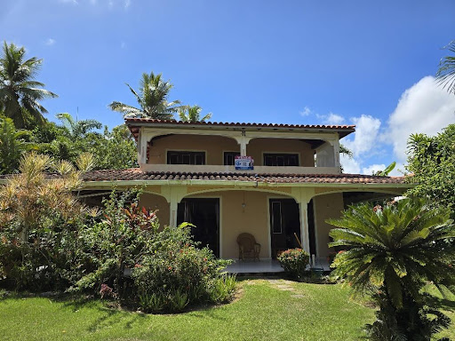 Maison en bord de mer avec jardin 3