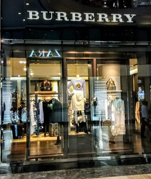 Photos of Burberry, Palladium Mall, Mumbai | April 2023