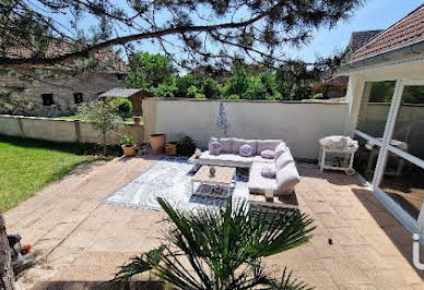 House with pool and terrace 3