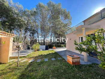 maison à Roquebrune-sur-Argens (83)