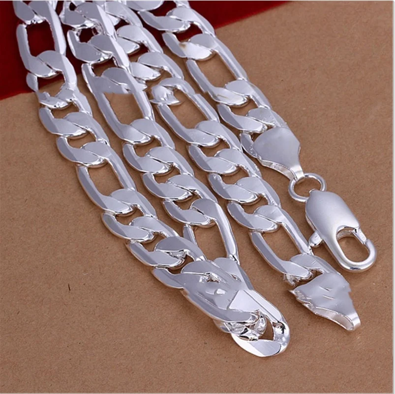 Collier homme argent 925 électroplaqué 12MM, trois pièces, un côté plat. Un bijou élégant et intemporel pour un look masculin affirmé.