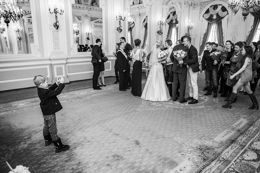 Fotografo di matrimoni Sergey Tezikov (chernega). Foto del 30 dicembre 2014