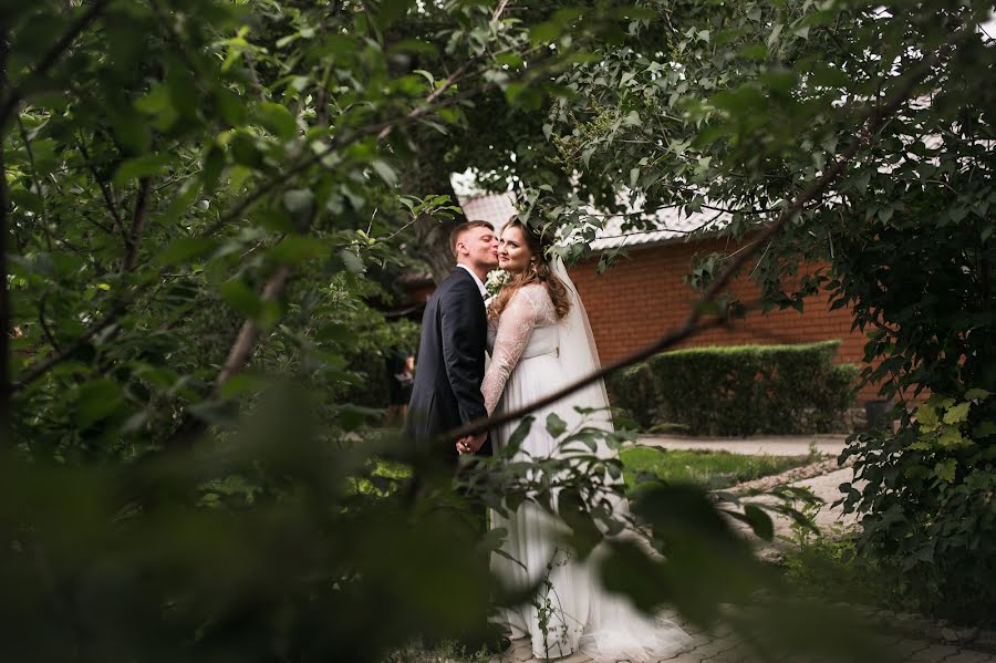 Fotografo di matrimoni Aleksandr Shitov (sheetov). Foto del 3 ottobre 2017