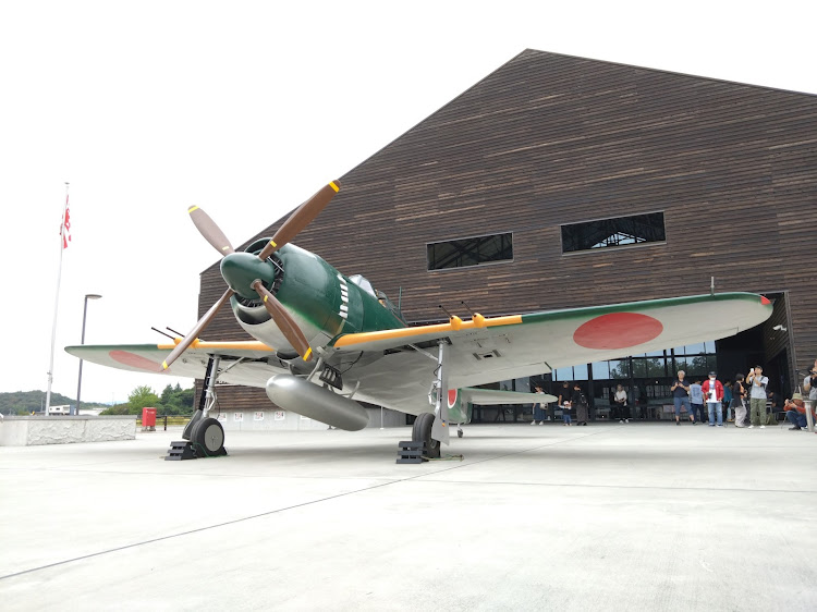 シビックタイプRユーロの紫電改・SORA加西・戦闘機コラボ・コスモスコラボ・鶉野飛行場に関するカスタム事例の投稿画像2枚目