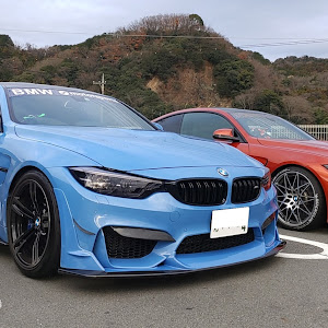 M4 クーペ F82