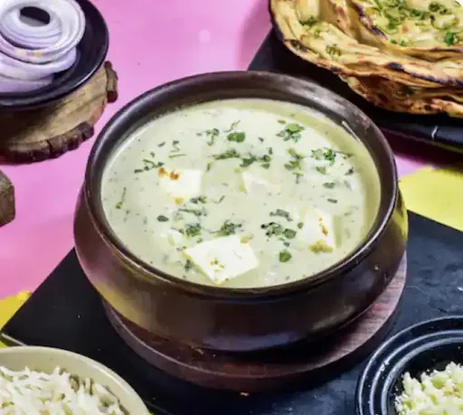 Golas Special Paneer Methi Malai