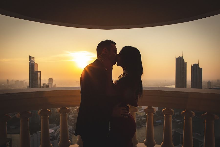 Wedding photographer Suriyathepjuti Tinanop (suriyathepjuti). Photo of 1 May 2019