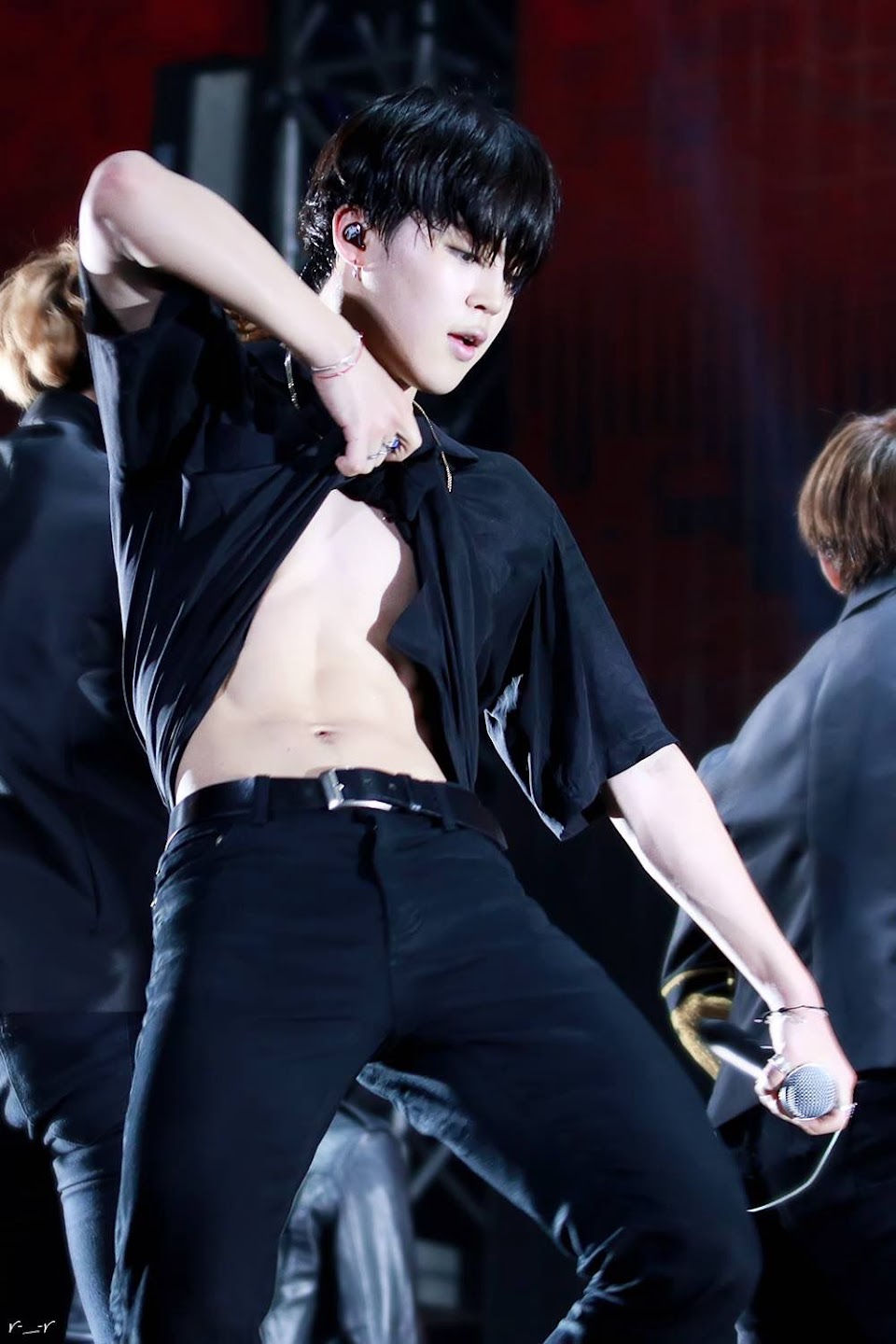 30+ Sexiest Outfits BTS's Jin Wore That Live in ARMY's Minds Rent-Free -  Koreaboo