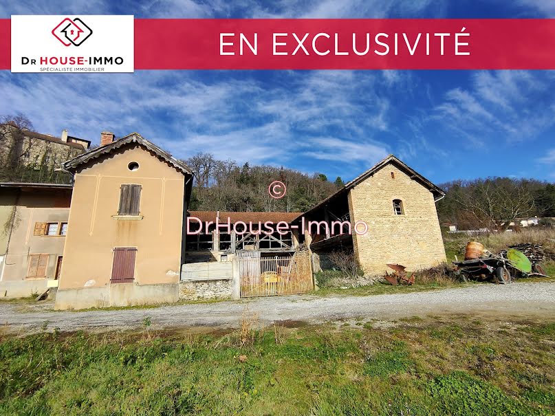 Vente maison 5 pièces 166 m² à Charmes-sur-l'Herbasse (26260), 149 000 €